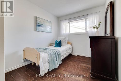 392 Fischer Hallman Road, Kitchener, ON - Indoor Photo Showing Bedroom