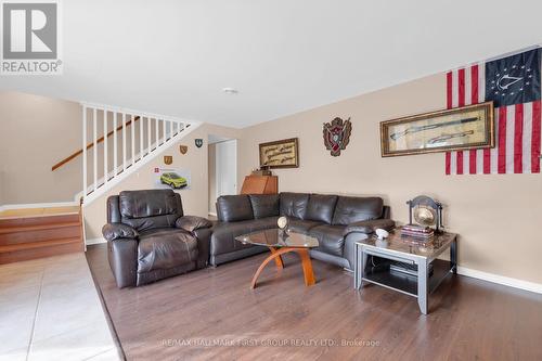 315 River Street W, Tweed, ON - Indoor Photo Showing Living Room