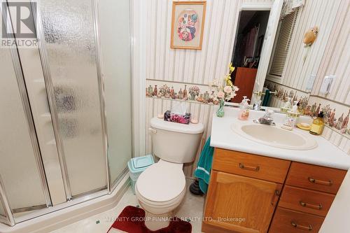 16 Hillview Drive, Kawartha Lakes (Bobcaygeon), ON - Indoor Photo Showing Bathroom