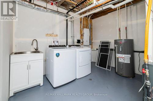 5020 Dunning Road, Ottawa, ON - Indoor Photo Showing Laundry Room