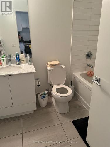 1704 - 49 East Liberty Street, Toronto, ON - Indoor Photo Showing Bathroom