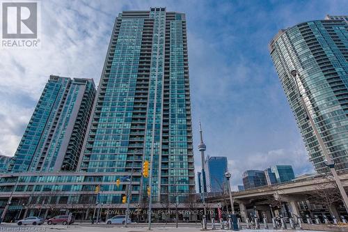 2903 - 16 Yonge Street, Toronto, ON - Outdoor With Facade