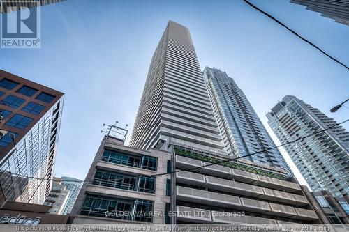 3005 - 2221 Yonge Street, Toronto, ON - Outdoor With Balcony