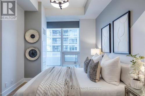 3005 - 2221 Yonge Street, Toronto, ON - Indoor Photo Showing Bedroom