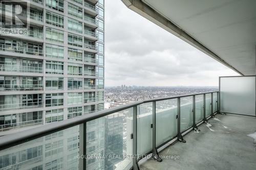 3005 - 2221 Yonge Street, Toronto, ON - Outdoor With Balcony With Exterior