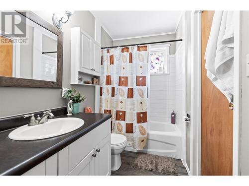 Second Home Bathroom - 1451 Mountview Road, Vernon, BC - Indoor Photo Showing Bathroom