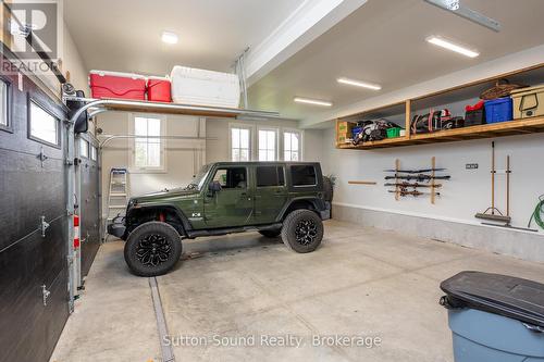 150 Spencer Avenue, Georgian Bluffs, ON - Indoor Photo Showing Garage