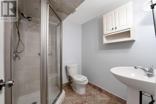 1994 Fairport Road, Pickering, ON - Indoor Photo Showing Bathroom