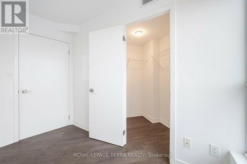 208 - 1401 O'Connor Drive, Toronto, ON - Indoor Photo Showing Other Room