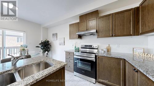 28 Ness Drive, Richmond Hill, ON - Indoor Photo Showing Kitchen With Double Sink