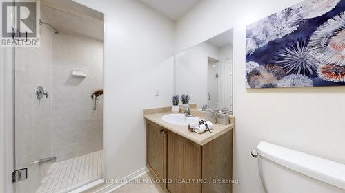 28 Ness Drive, Richmond Hill, ON - Indoor Photo Showing Bathroom