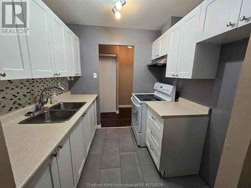 150 Park Avenue East Unit# 207, Chatham, ON - Indoor Photo Showing Kitchen With Double Sink