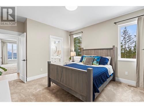 82 Twin Lakes Road, Enderby, BC - Indoor Photo Showing Bedroom