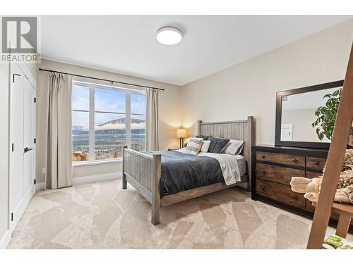 82 Twin Lakes Road, Enderby, BC - Indoor Photo Showing Bedroom