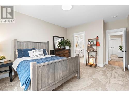 82 Twin Lakes Road, Enderby, BC - Indoor Photo Showing Bedroom