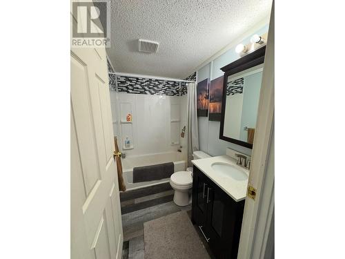 20075 Ness Lake Road, Prince George, BC - Indoor Photo Showing Bathroom