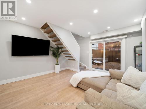 247 Ontario Street, Toronto, ON - Indoor