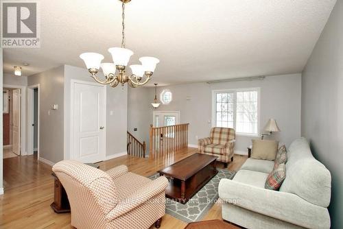 1105 Tillison Avenue, Cobourg, ON - Indoor Photo Showing Living Room