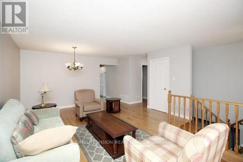 1105 Tillison Avenue, Cobourg, ON - Indoor Photo Showing Living Room