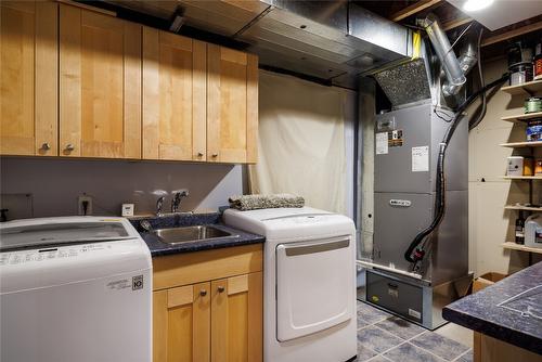 9434 Hodges Road, Vernon, BC - Indoor Photo Showing Laundry Room