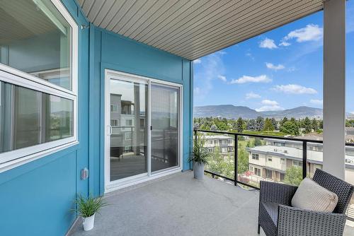 502C-3642 Mission Springs Drive, Kelowna, BC - Outdoor With Exterior