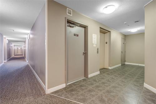 513-3645 Carrington Road, West Kelowna, BC - Indoor Photo Showing Other Room