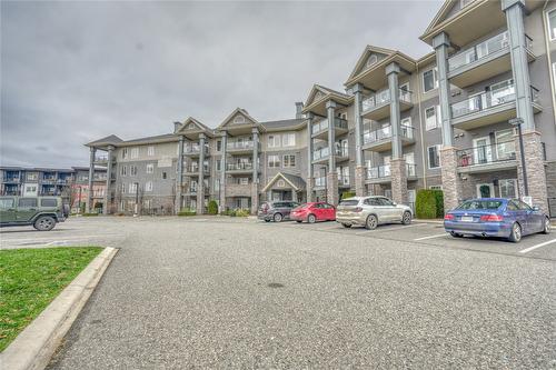 513-3645 Carrington Road, West Kelowna, BC - Outdoor With Balcony With Facade