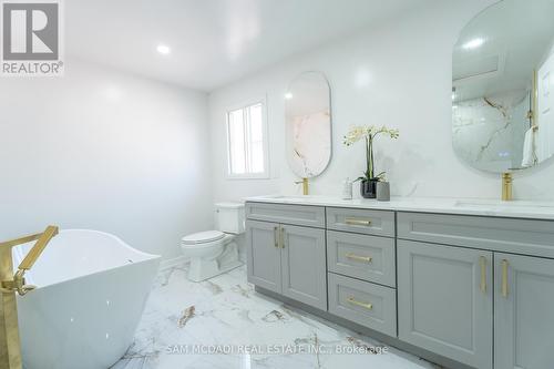 74 Pearce Drive, Ajax, ON - Indoor Photo Showing Bathroom