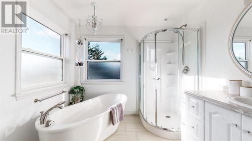 1 Wesbill Place, Pouch Cove, NL - Indoor Photo Showing Bathroom