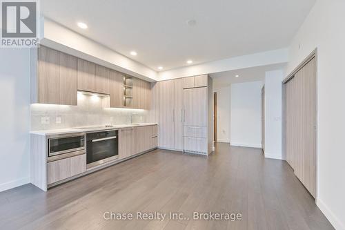 2807 - 95 Mcmahon Drive, Toronto (Bayview Village), ON - Indoor Photo Showing Kitchen