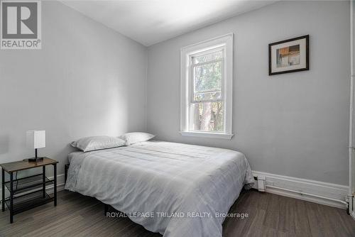 4 - 425 Mckenzie Avenue, London, ON - Indoor Photo Showing Bedroom