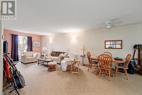 1 - 891 River Road W, Wasaga Beach, ON - Indoor Photo Showing Living Room