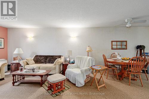 1 - 891 River Road W, Wasaga Beach, ON - Indoor Photo Showing Living Room