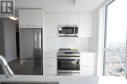 3401 - 4130 Parkside Village Drive, Mississauga, ON - Indoor Photo Showing Kitchen With Stainless Steel Kitchen