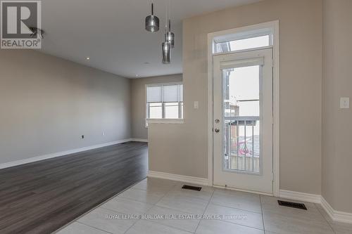 219 Skinner Road, Hamilton, ON - Indoor Photo Showing Other Room