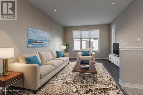 219 Skinner Road, Hamilton, ON - Indoor Photo Showing Living Room