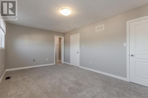 219 Skinner Road, Hamilton, ON - Indoor Photo Showing Other Room