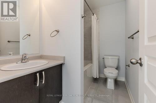 219 Skinner Road, Hamilton, ON - Indoor Photo Showing Bathroom