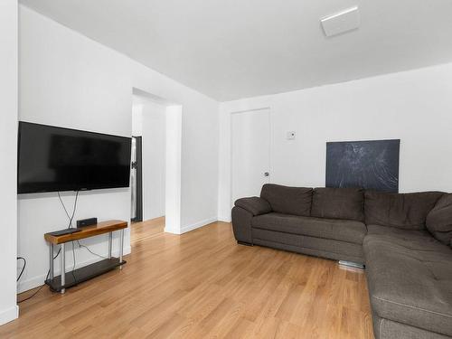 Living room - 31  - 35 Rue Principale O., Berthier-Sur-Mer, QC - Indoor Photo Showing Living Room