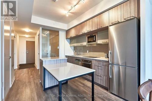 502 - 4800 Highway 7, Vaughan, ON - Indoor Photo Showing Kitchen With Stainless Steel Kitchen With Upgraded Kitchen