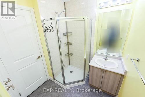 208 - 65 Yorkland Boulevard, Brampton, ON - Indoor Photo Showing Bathroom