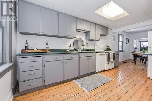 89 Mcnab Street E, Centre Wellington (Elora/Salem), ON - Indoor Photo Showing Kitchen