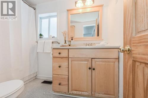 89 Mcnab Street E, Centre Wellington (Elora/Salem), ON - Indoor Photo Showing Bathroom