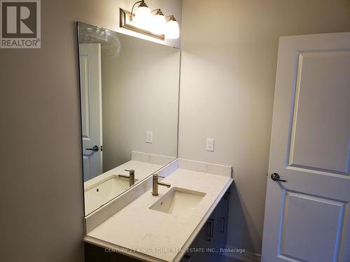 10 - 340 Prospect Point Road N, Fort Erie, ON - Indoor Photo Showing Bathroom