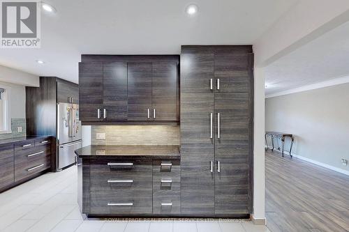 4 Mcmaster Avenue, Hamilton, ON - Indoor Photo Showing Kitchen