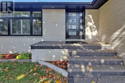 4 Mcmaster Avenue, Hamilton, ON - Outdoor