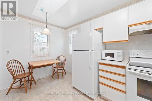 10 Bathurst Road S, Perth, ON - Indoor Photo Showing Kitchen