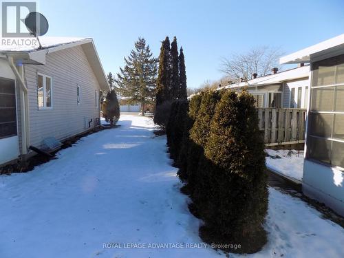 10 Bathurst Road S, Perth, ON - Outdoor With Exterior