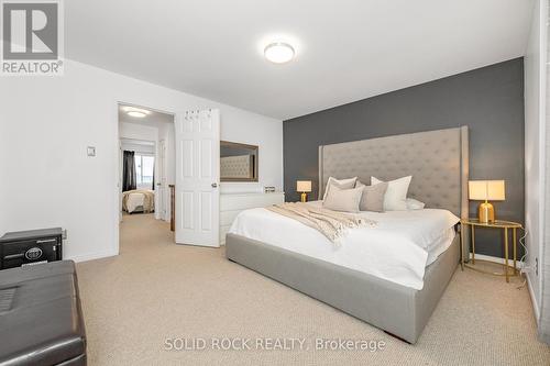 437 Brigitta Street, Ottawa, ON - Indoor Photo Showing Bedroom