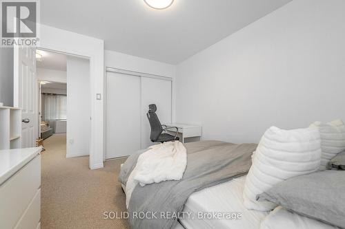 437 Brigitta Street, Ottawa, ON - Indoor Photo Showing Bedroom